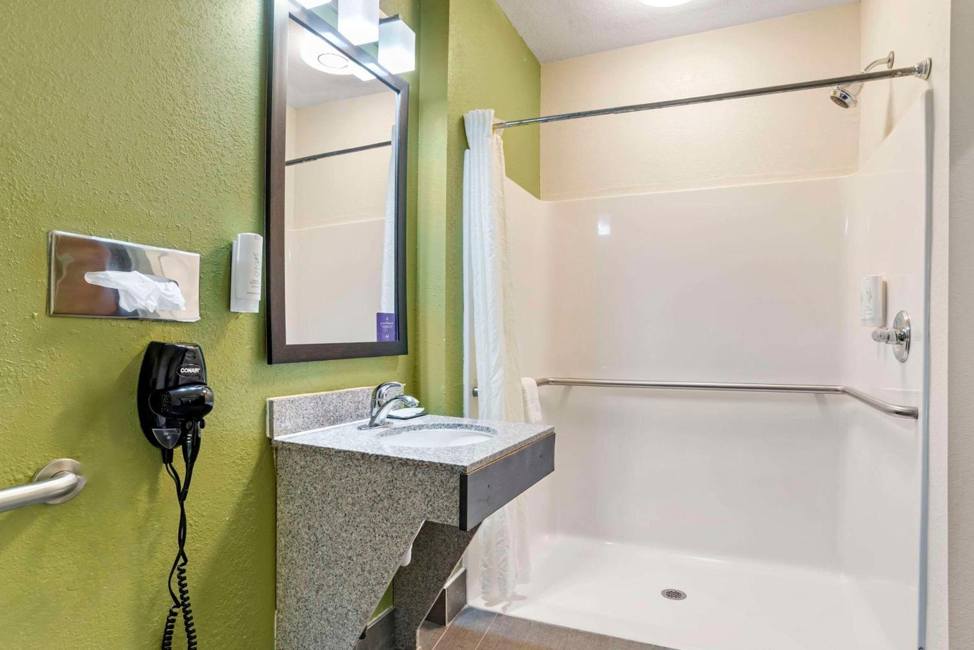 Sleep Inn & Suites Montgomery East I-85 Eksteriør billede